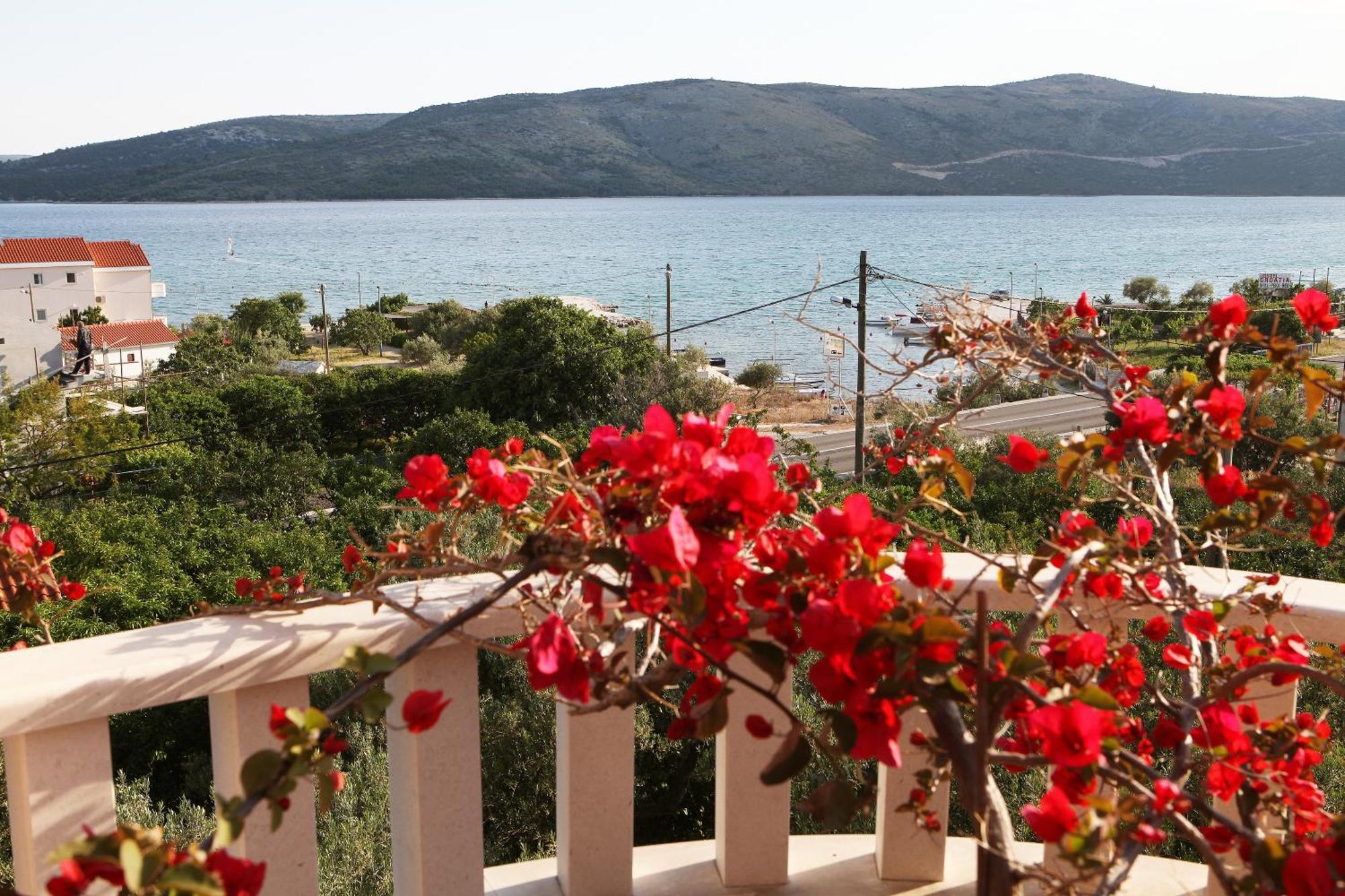 Villa Sun Seget Vranjica Room photo